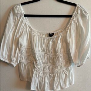 Forever 21 Square Neck Puff Sleeve Smocked White Crop Top Size Medium M